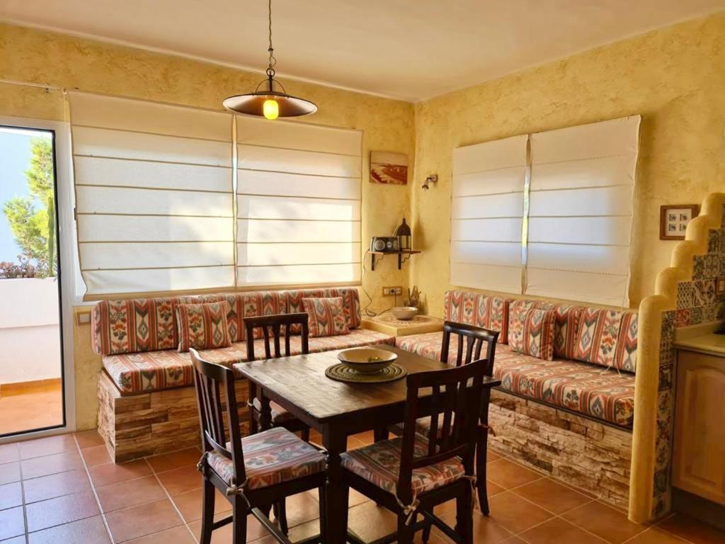 Apartamentos Rex Con 2 Camere Da Letto Es Pujols Exterior photo